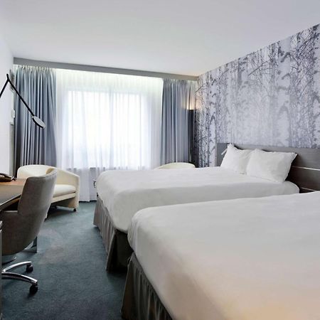 Doubletree By Hilton Ottawa Downtown Hotel Ngoại thất bức ảnh