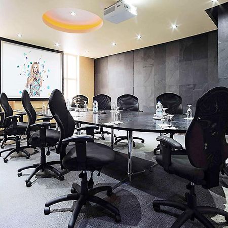 Doubletree By Hilton Ottawa Downtown Hotel Ngoại thất bức ảnh