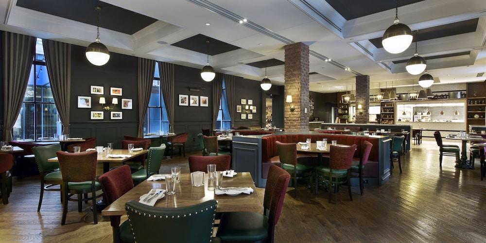 Doubletree By Hilton Ottawa Downtown Hotel Ngoại thất bức ảnh