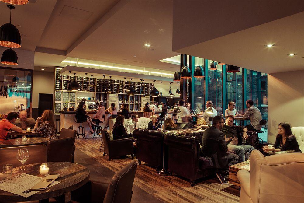 Doubletree By Hilton Ottawa Downtown Hotel Ngoại thất bức ảnh