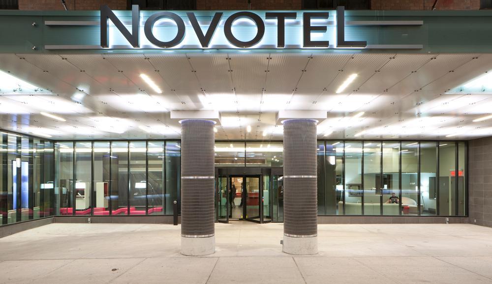 Doubletree By Hilton Ottawa Downtown Hotel Ngoại thất bức ảnh