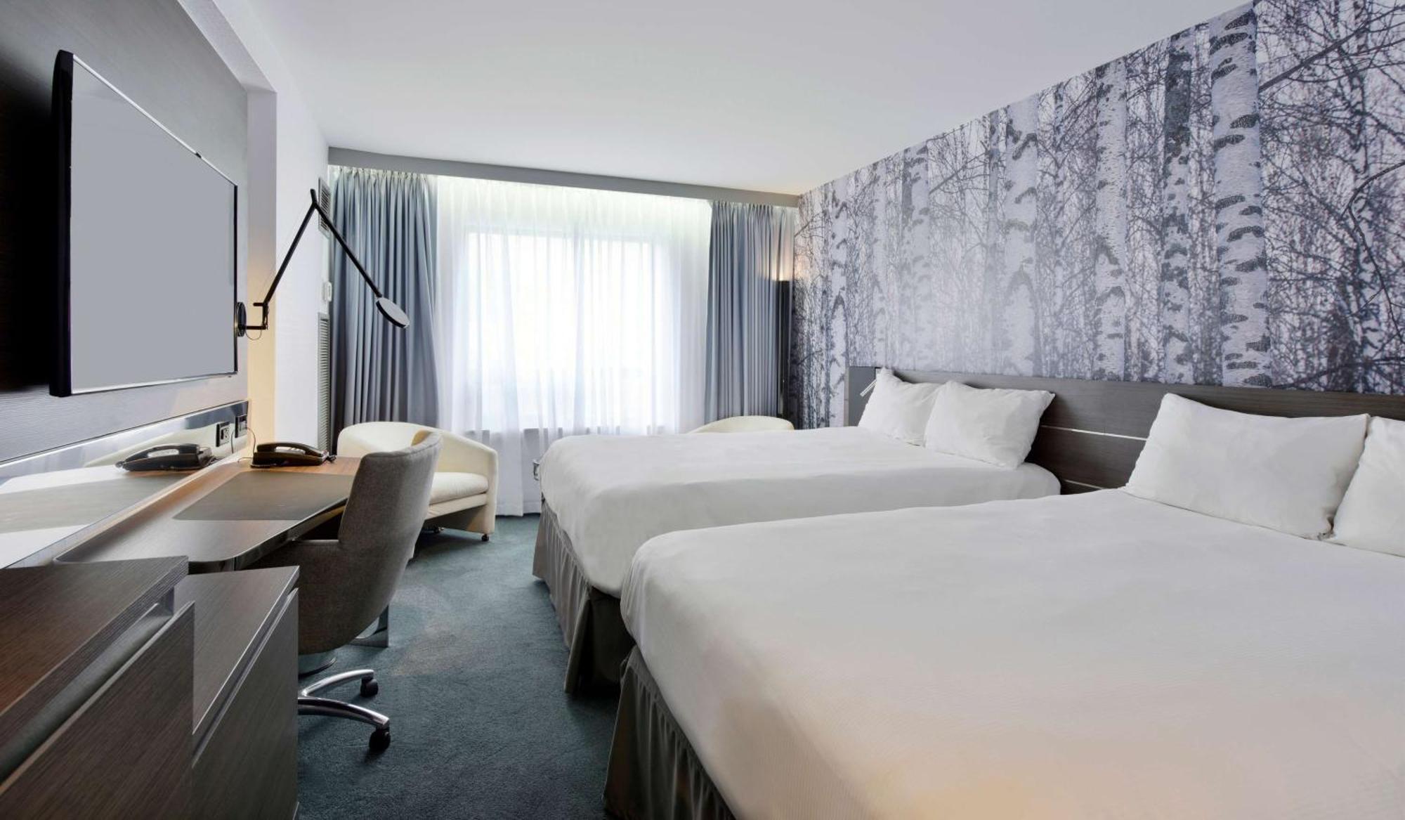 Doubletree By Hilton Ottawa Downtown Hotel Ngoại thất bức ảnh