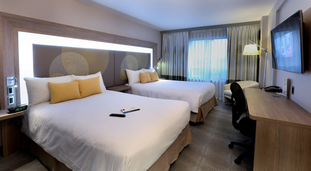 Doubletree By Hilton Ottawa Downtown Hotel Ngoại thất bức ảnh