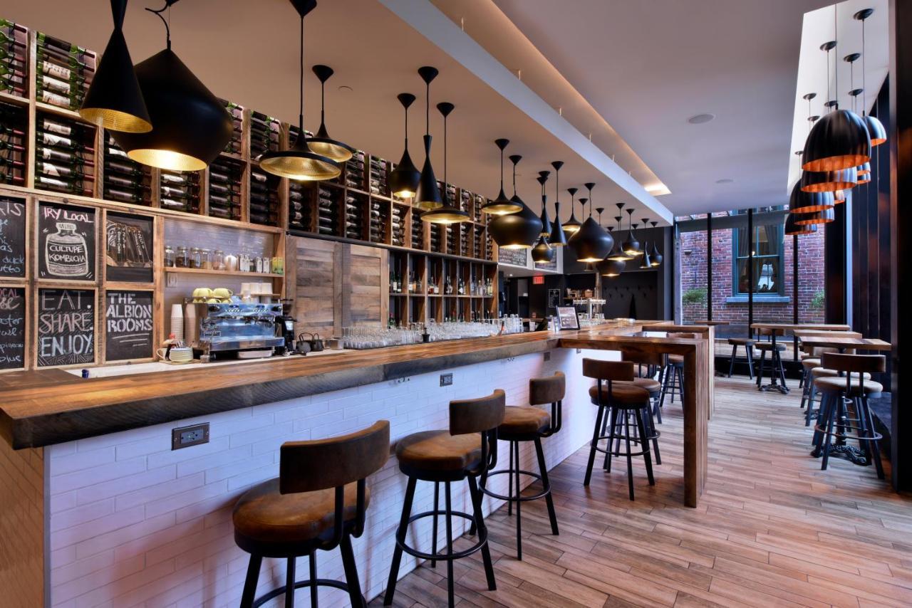 Doubletree By Hilton Ottawa Downtown Hotel Ngoại thất bức ảnh