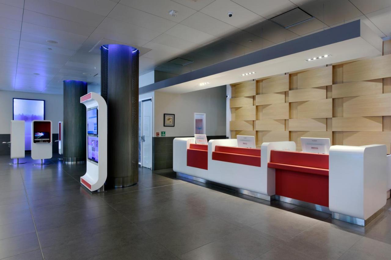 Doubletree By Hilton Ottawa Downtown Hotel Ngoại thất bức ảnh